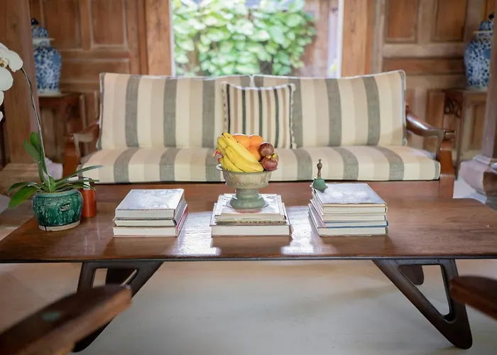 Oost Indies - Luxury Heritage Joglo, Prime Seminyak, Fully Staffed ヴィラ *