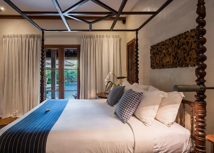 Oost Indies - Luxury Heritage Joglo, Prime Seminyak, Fully Staffed ヴィラ *